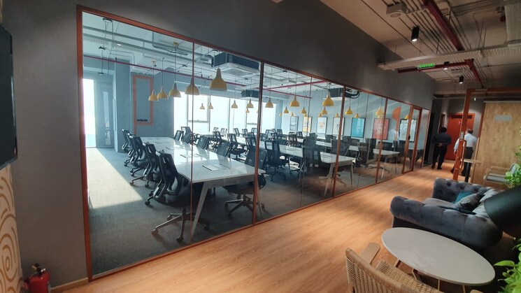 Team Area, metro-fairmount Commercial Office Space 3500 Sq.Ft. In Sanpada Navi Mumbai 9262037