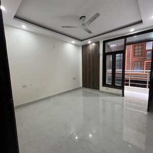 2 BHK Builder Floor For Rent in Chattarpur