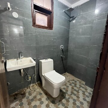 Attached Bathroom in 2 BHK Builder Floor at Chattarpur – for Rent
