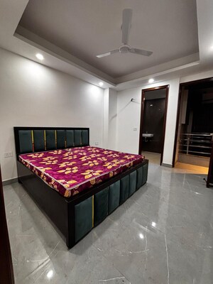 Bedroom in 1 BHK Builder Floor at Maidan Garhi – for Rent