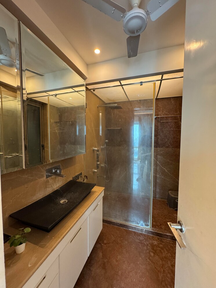 Attached Bathroom, s-d-the-imperial-edge 4 Bedroom 2300 Sq.Ft. Apartment In Tardeo Mumbai 9262117
