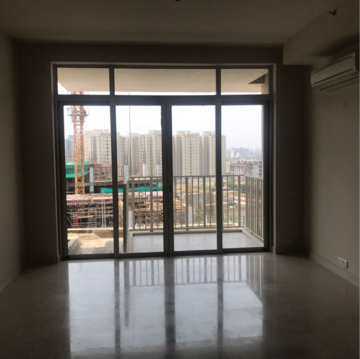 Room in 4 BHK Builder Floor at Ansal API Esencia, Sector 67 – for Rent