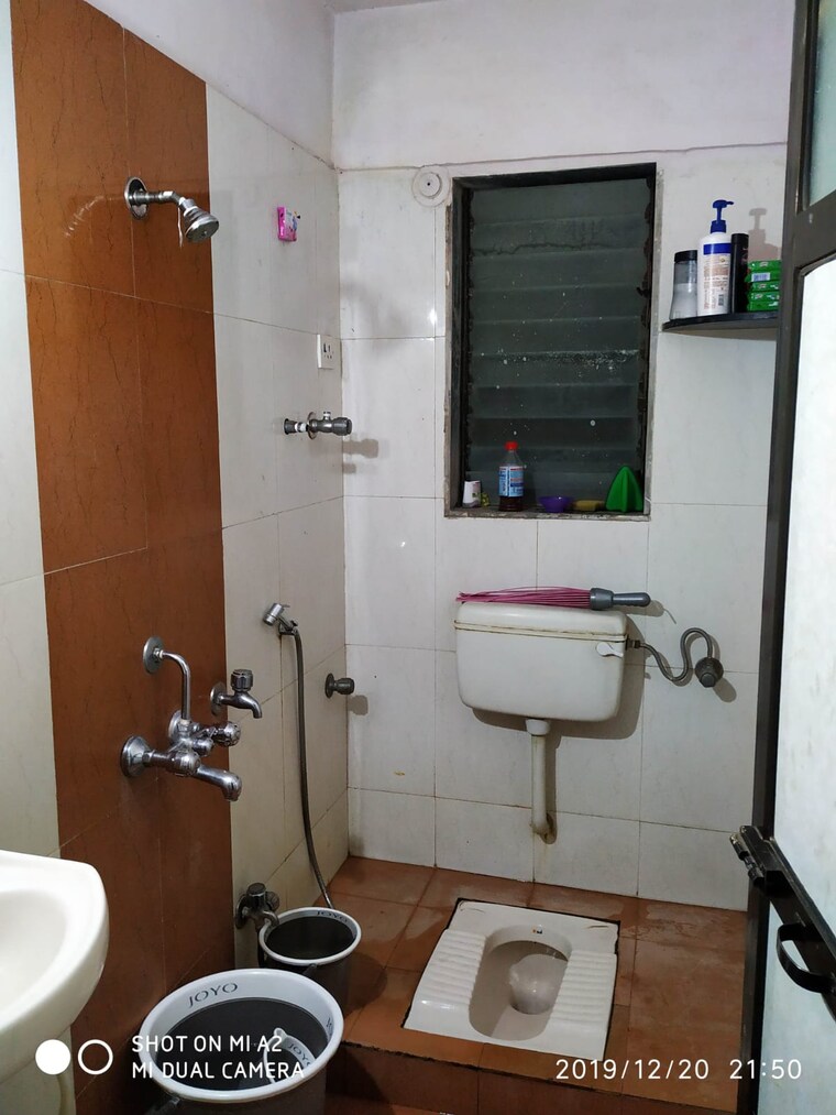 Bathroom, kailash-tower-owale 2 Bedroom 900 Sq.Ft. Apartment In Owale Thane 9262139