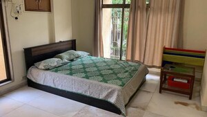 Bedroom in 2 BHK Apartment at Bandra West – for Rent