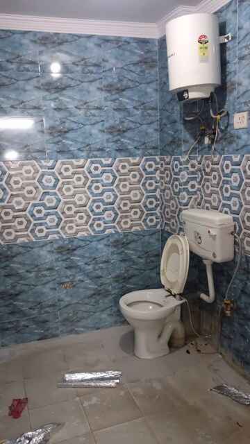 Bathroom in 1 BHK Builder Floor at Saket – for Rent