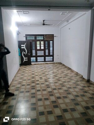 2 BHK Builder Floor For Rent in Gomti Nagar