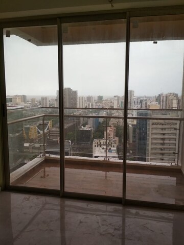 2 BHK Apartment For Rent in Transcon Triumph Tower, Andheri West