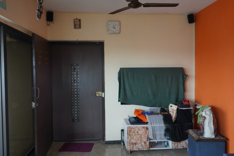 Team Area, jogeshwari east 2 Bedroom 750 Sq.Ft. Apartment In Jogeshwari East Mumbai 9262244