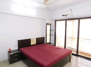 Bedroom in 3 BHK Apartment at Prime Rose Apartment Andheri West, Andheri West – for Rent