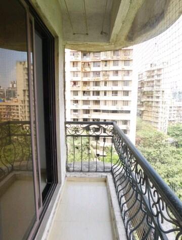 Balcony in 3 BHK Apartment at Prime Rose Apartment Andheri West, Andheri West – for Rent