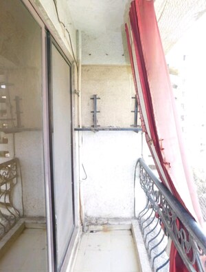 Balcony in 3 BHK Apartment at Prime Rose Apartment Andheri West, Andheri West – for Rent