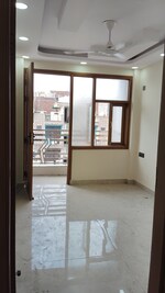 2 BHK 75 Sq.Yd. Builder Floor in Builders Flour 
