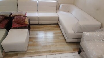 Living Room in 1 BHK Apartment at Peddar Road – for Rent