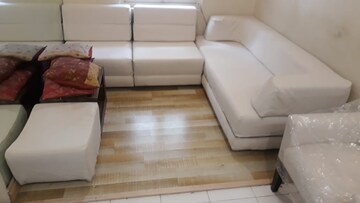 Living Room in 1 BHK Apartment at Peddar Road – for Rent