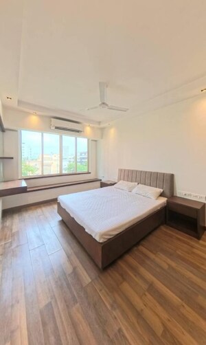 Bedroom in 2 BHK Apartment at Bandra West – for Rent