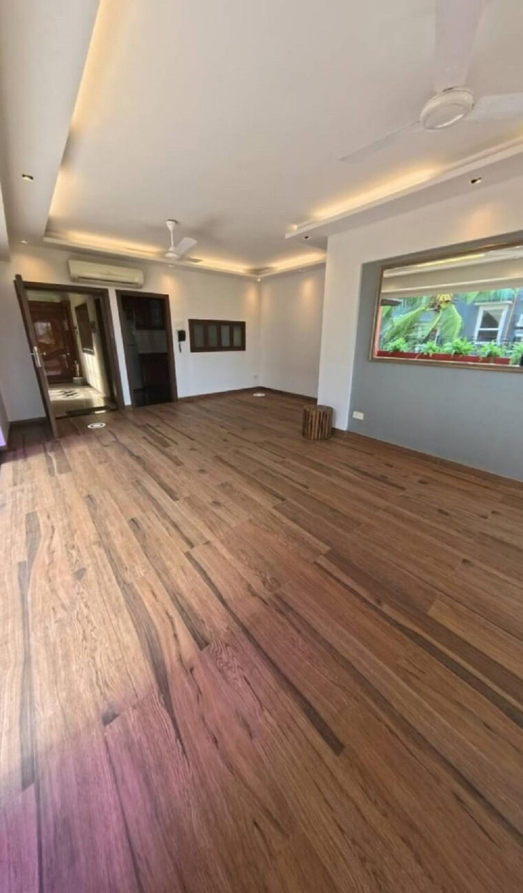 Room, bandra west 2 Bedroom 750 Sq.Ft. Apartment In Bandra West Mumbai 9262297