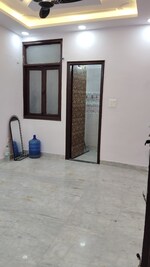 2 BHK + Pooja Room 75 Sq.Yd. Builder Floor in Builders Flour 