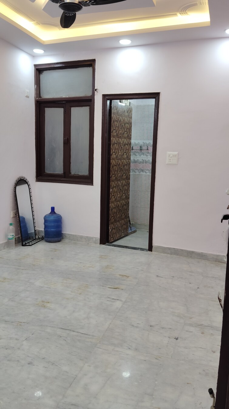Cover Image, okhla industrial estate phase 2 2 Bedroom 75 Sq.Yd. Builder Floor In Okhla Industrial Estate Phase 2 Delhi 9262329