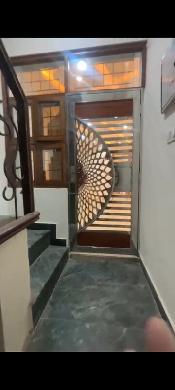 Furnished Amenities in 3 BHK Builder Floor at Shakti Khand iv – for Sale