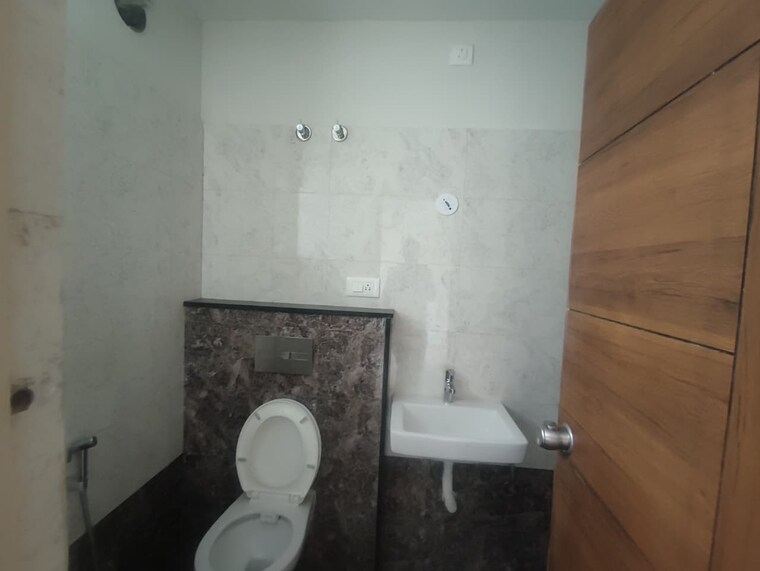 Bathroom, jp nagar phase 7 3 Bedroom 1200 Sq.Ft. Builder Floor In Jp Nagar Phase 7 Bangalore 9262356