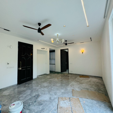 Room in 3 BHK Builder Floor at Saket – for Rent
