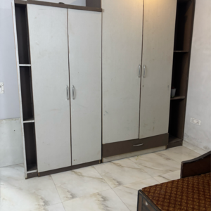 Room in 3 BHK Builder Floor at Ignou Road – for Rent