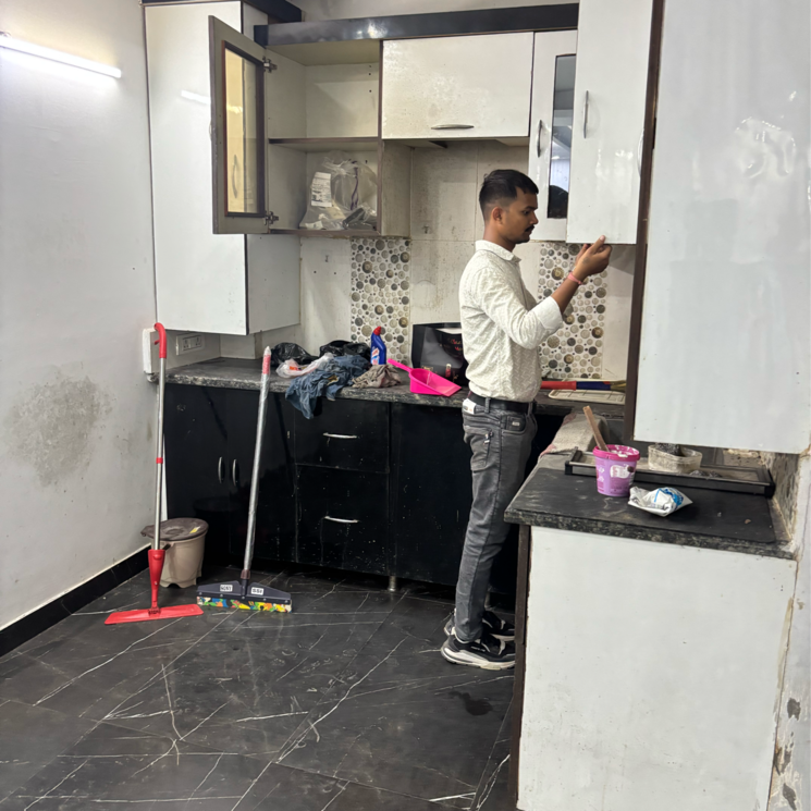 Team Area, ignou road 3 Bedroom 1500 Sq.Yd. Builder Floor In Ignou Road Delhi 9262389