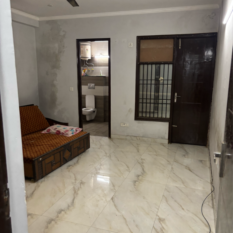 Bedroom, ignou road 3 Bedroom 1500 Sq.Yd. Builder Floor In Ignou Road Delhi 9262389