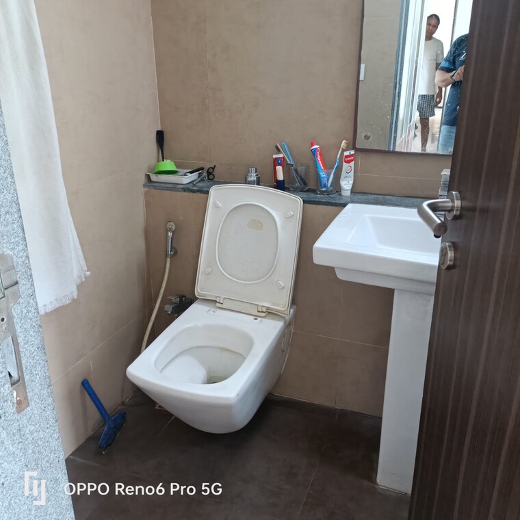 Bathroom, kanakia-space-samarpan-exotica 3 Bedroom 1580 Sq.Ft. Apartment In Magathane Mumbai 9262404