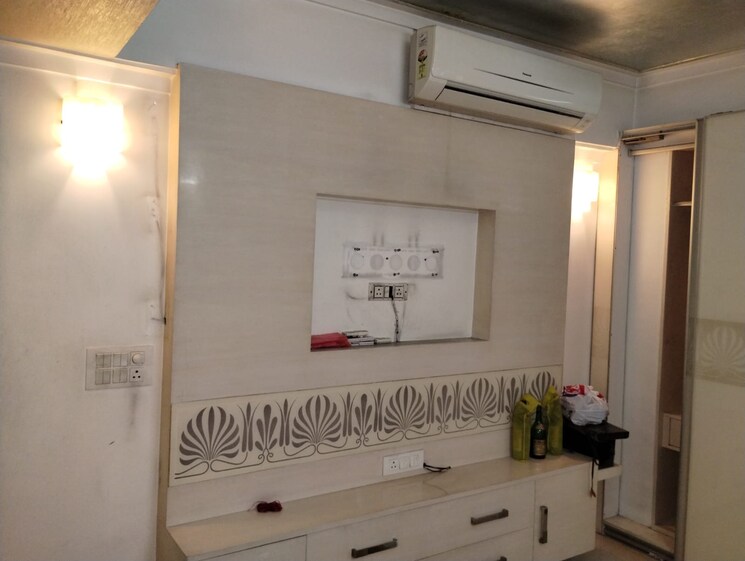 undefined, mayur vihar 2.5 Bedroom 1050 Sq.Ft. Apartment In Mayur Vihar Delhi 9262420