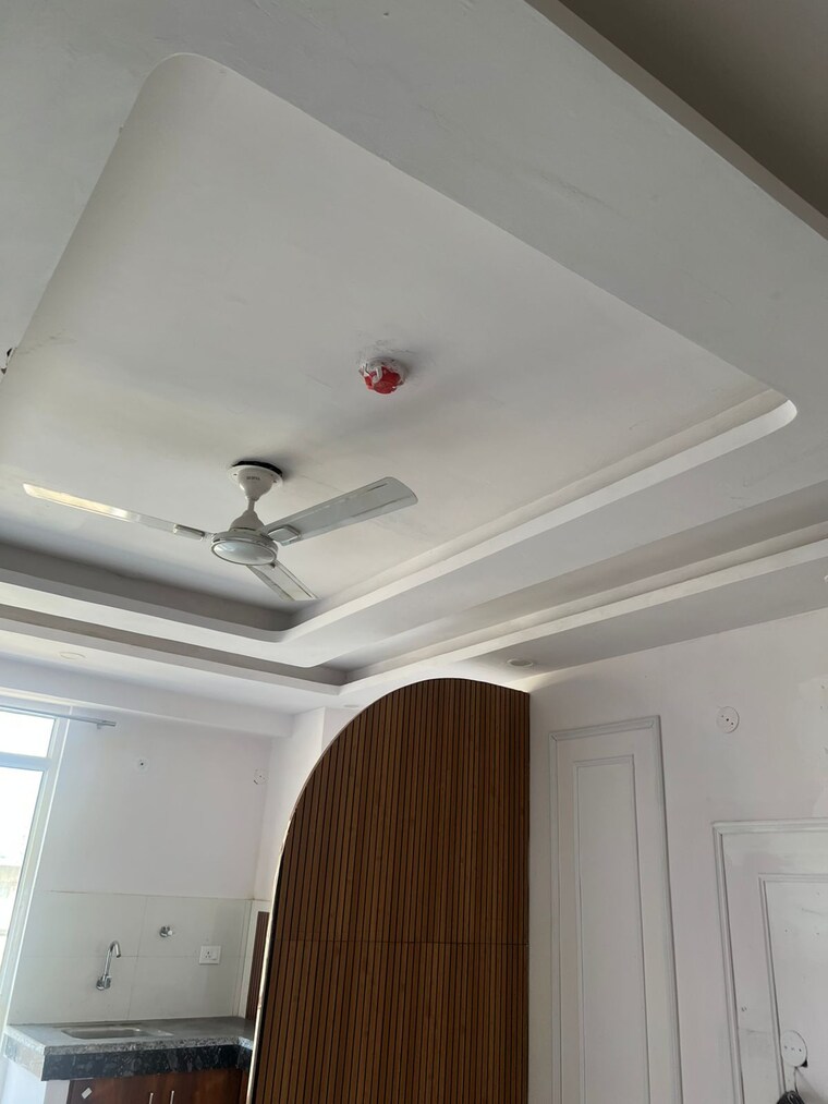 undefined, raj nagar extension Commercial Office Space 575 Sq.Ft. In Raj Nagar Extension Ghaziabad 9262450