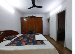 Bedroom in 4 BHK Apartment at Regency Gardens, Kharghar Sector 6 – for Rent