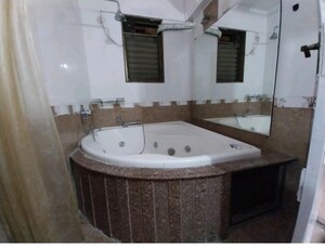 Bathroom in 4 BHK Apartment at Regency Gardens, Kharghar Sector 6 – for Rent