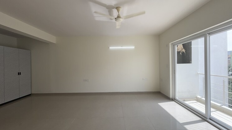 Room, nitesh-columbus-square 3 Bedroom 2000 Sq.Ft. Apartment In Bellary Road Bangalore 9262438