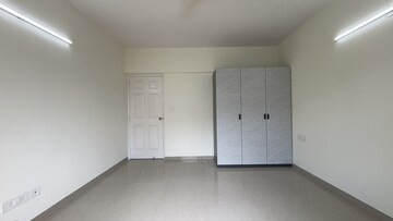 Room in 3 BHK Apartment at Nitesh Columbus Square, Bellary Road – for Rent