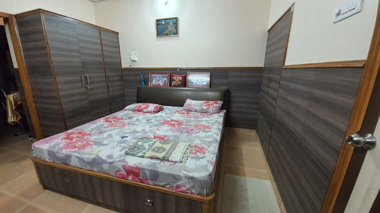Bedroom, gomti nagar 6 Bedroom 3500 Sq.Ft. Independent House In Gomti Nagar Lucknow 9262452
