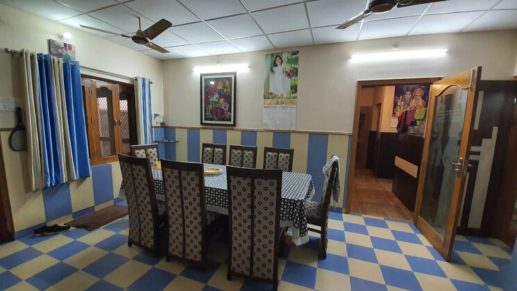 Dining area, gomti nagar 6 Bedroom 3500 Sq.Ft. Independent House In Gomti Nagar Lucknow 9262452