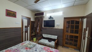 Bedroom in 6 BHK Independent House at Gomti Nagar – for Rent