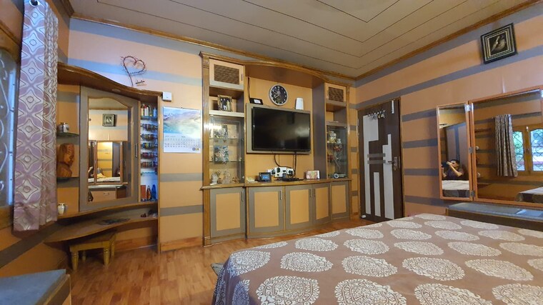 Bedroom, gomti nagar 6 Bedroom 3500 Sq.Ft. Independent House In Gomti Nagar Lucknow 9262452