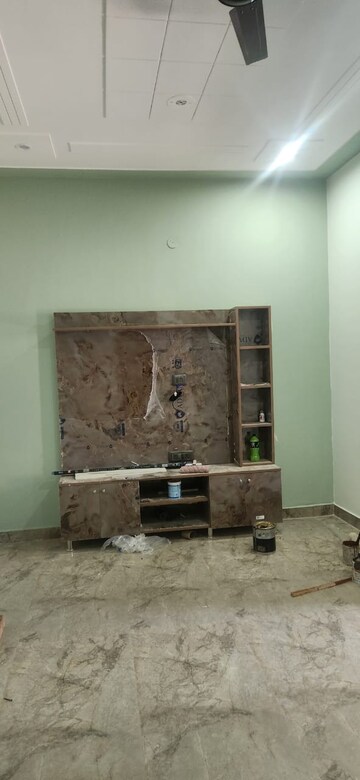Room in 2 BHK Independent House at New Colony – for Rent