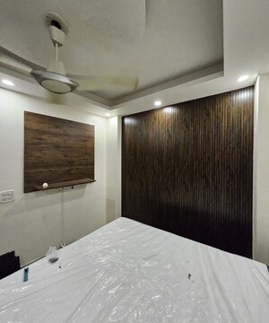 Bedroom in 1 BHK Builder Floor at Saket – for Rent