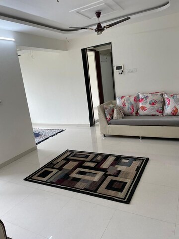 Room in 2 BHK Apartment at Vardhaman Palm Rose, Punawale – for Rent
