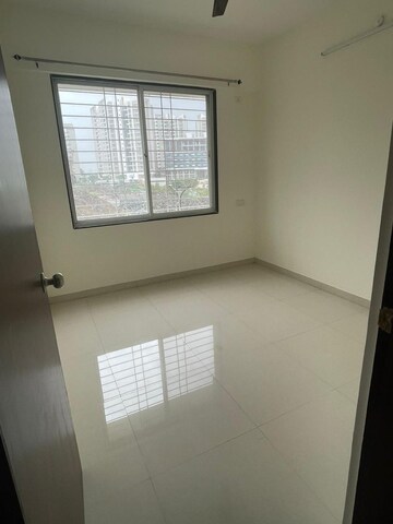 Room in 2 BHK Apartment at Vardhaman Palm Rose, Punawale – for Rent