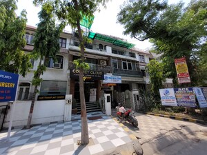 3 BHK Builder Floor – Exterior View View at Eros Garden Villas, Charmwood Village - for Rent