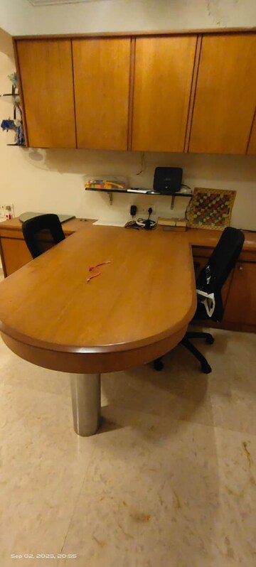 Living Room in 3 BHK Apartment at Khar West – for Rent
