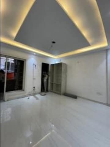 Room in 4 BHK Independent House at ABA Cleo County, Sector 121 – for Sale