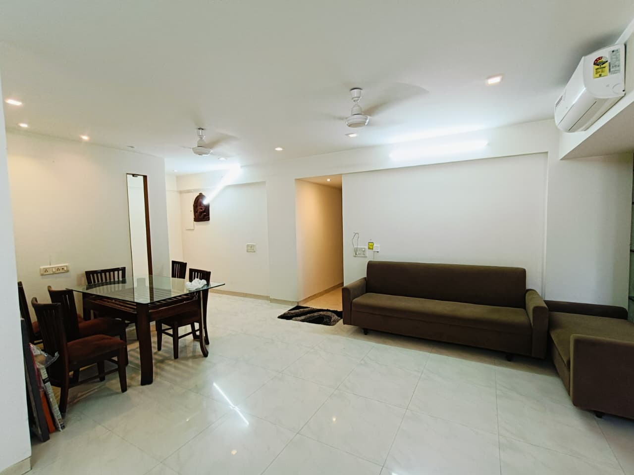 2 BHK Apartment For Rent in Punam CHS Malabar Hill