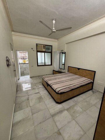 Bedroom in 2 BHK Apartment at Punam CHS Malabar Hill, Malabar Hill – for Rent