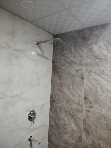 Bathroom in 3 BHK Builder Floor at AAR AAR Homes, Green Fields Colony – for Sale