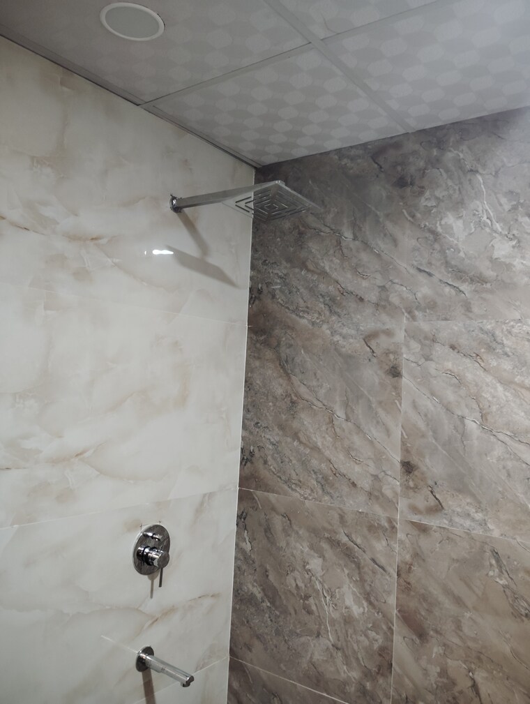 Bathroom, aar-aar-homes 3 Bedroom 1350 Sq.Ft. Builder Floor In Green Fields Colony Faridabad 9262601